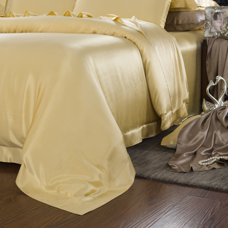 Small MOQ Custom Print 4 Pcs Mulberry Silk Bedspread Bedding Set with Duvet Cover
