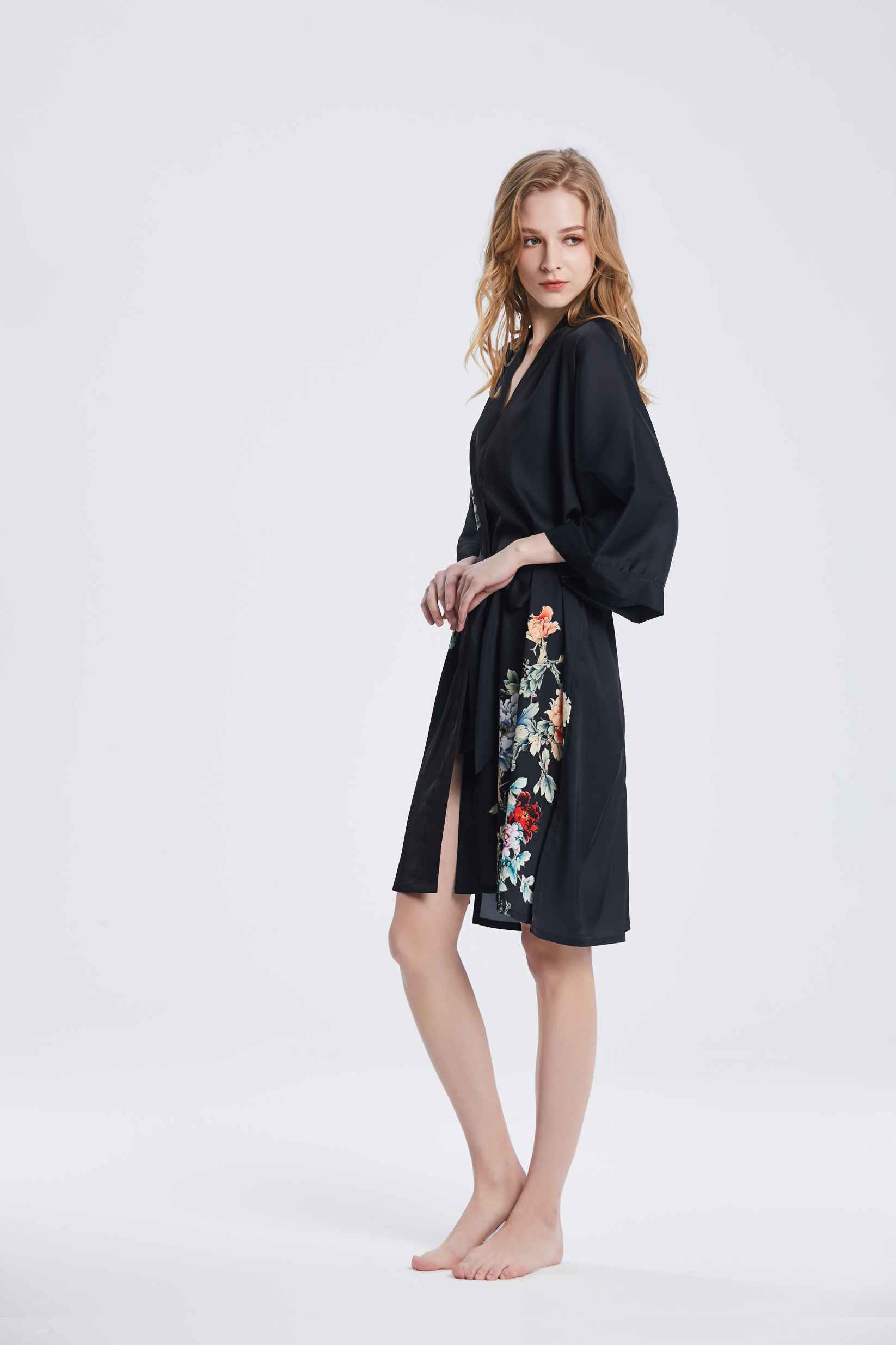 Womens Short Luxury Silk Black Japanese Kimono Robe Nightgown with Floral Print Bulk buy Wholesale