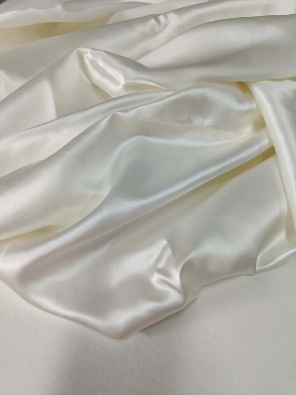 Best 22mm White Raw Woven Mulberry Fabric For Sale Chinese Factory